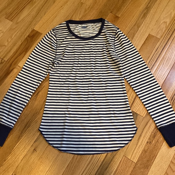 Old Navy Thermal Pajama set - Picture 3 of 4